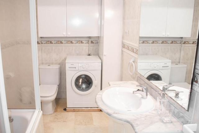 Apartamento Rio Mar Marbella Eksteriør billede